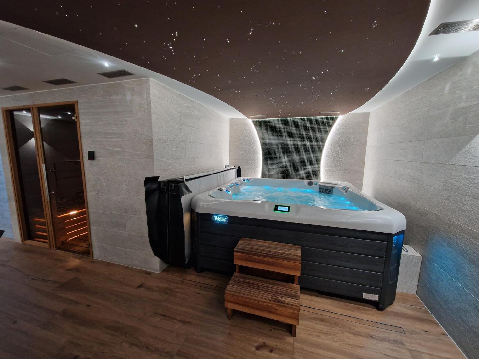 Liptovský Mikuláš Budinski Apartmany & Wellness מראה חיצוני תמונה